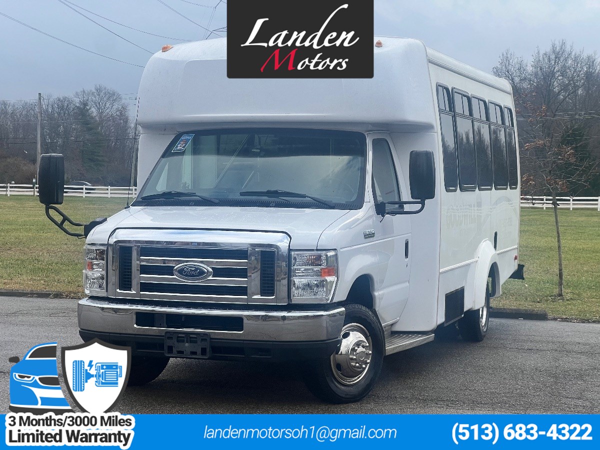 2018 Ford E-Series Cutaway Base's photo