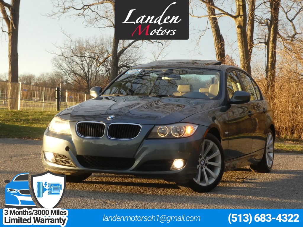 2011 BMW 3 Series 328i's photo