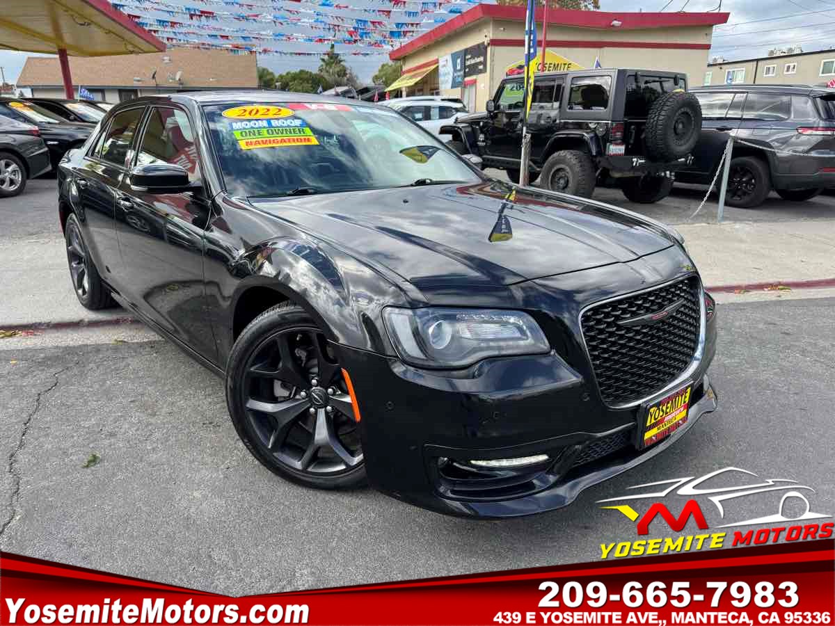 2022 Chrysler 300 S