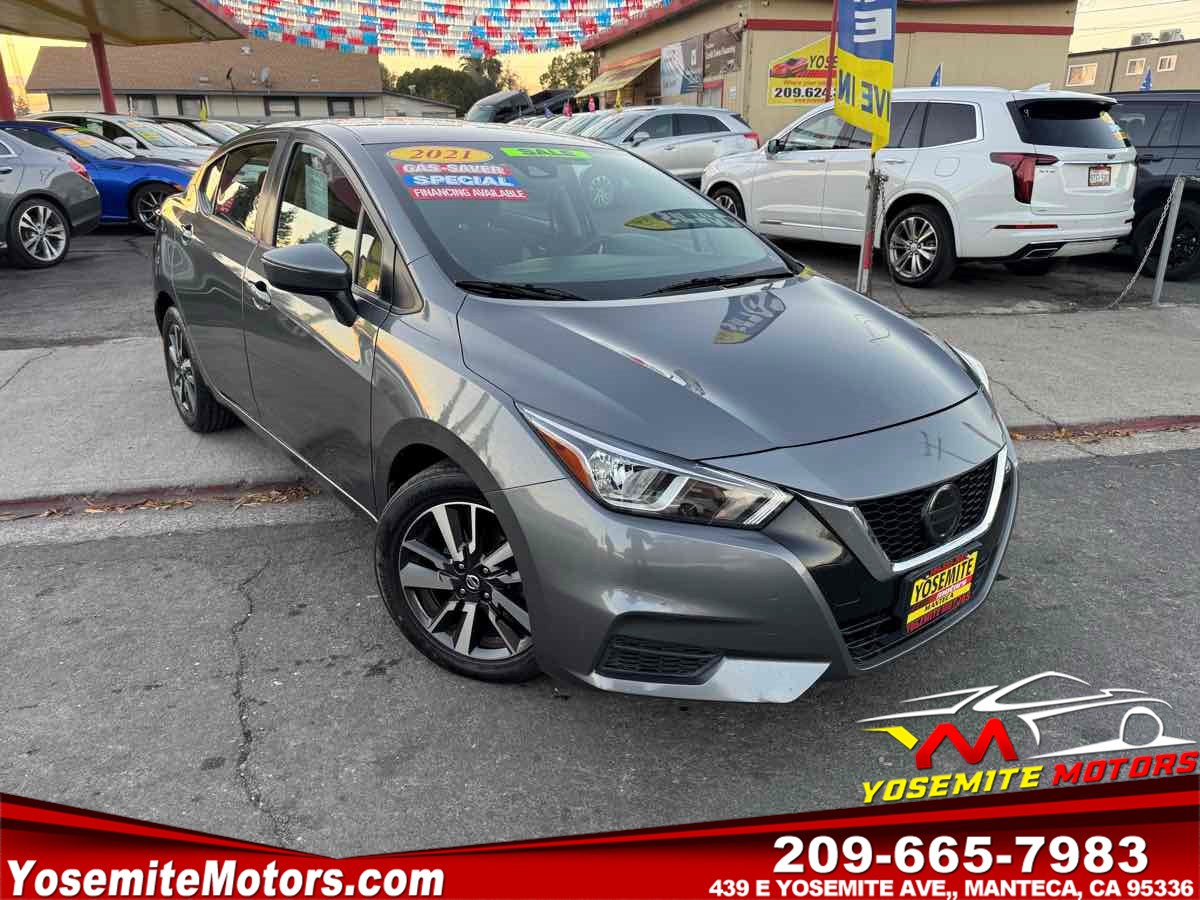2021 Nissan Versa Sedan SV's photo
