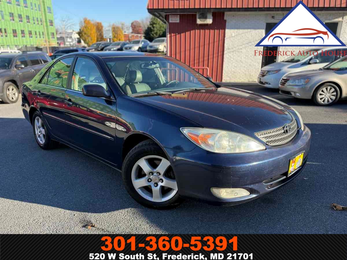 2004 Toyota Camry XLE V6's photo