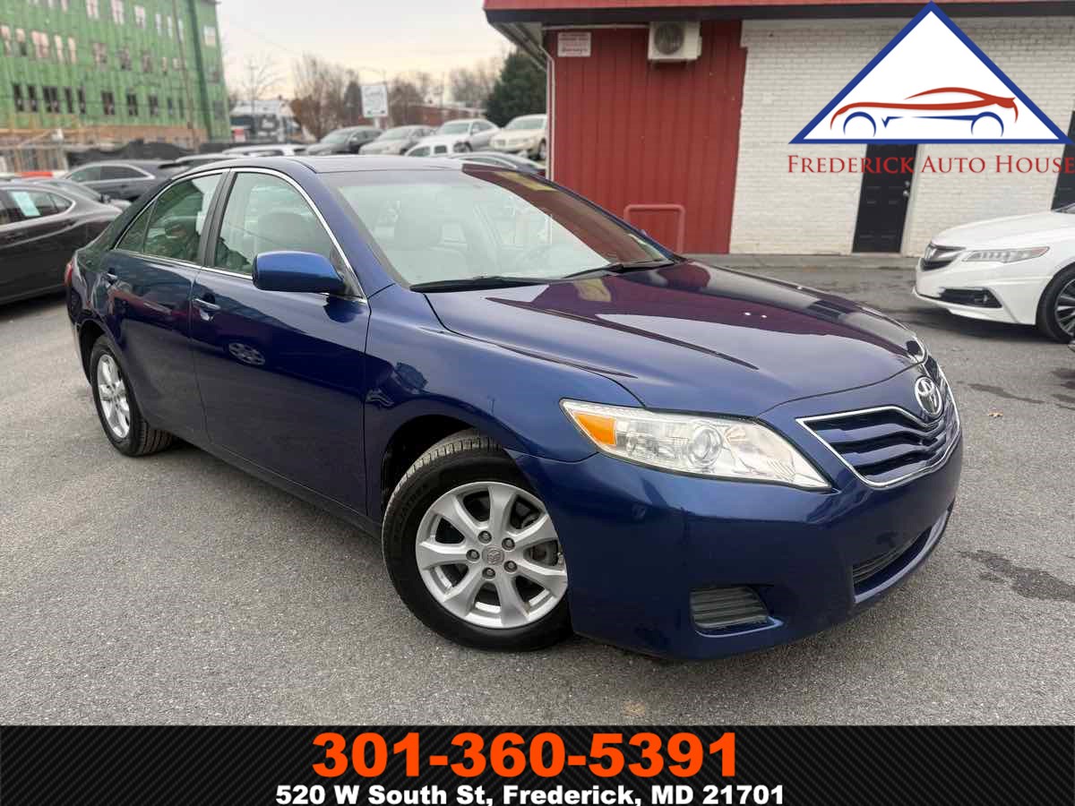 2011 Toyota Camry LE