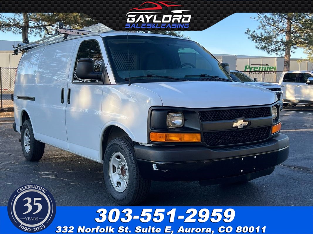 2015 Chevrolet Express Cargo Work Van's photo