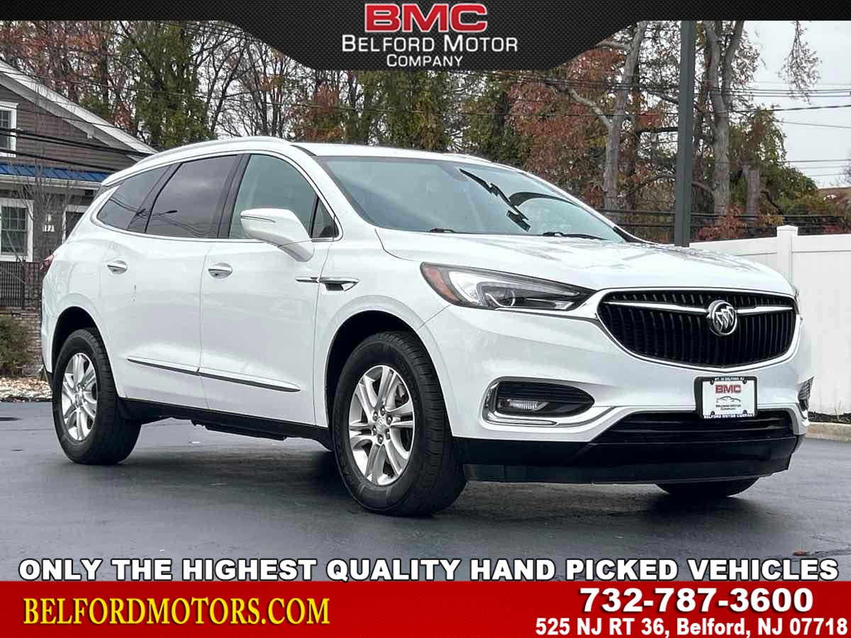 2018 Buick Enclave Essence's photo