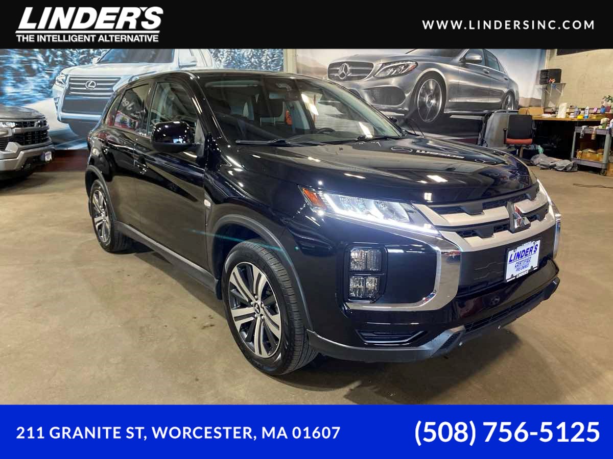 2024 Mitsubishi Outlander Sport ES's photo