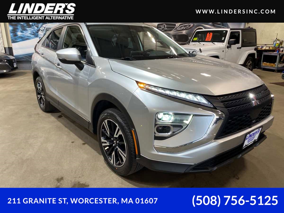 2024 Mitsubishi Eclipse Cross SE's photo