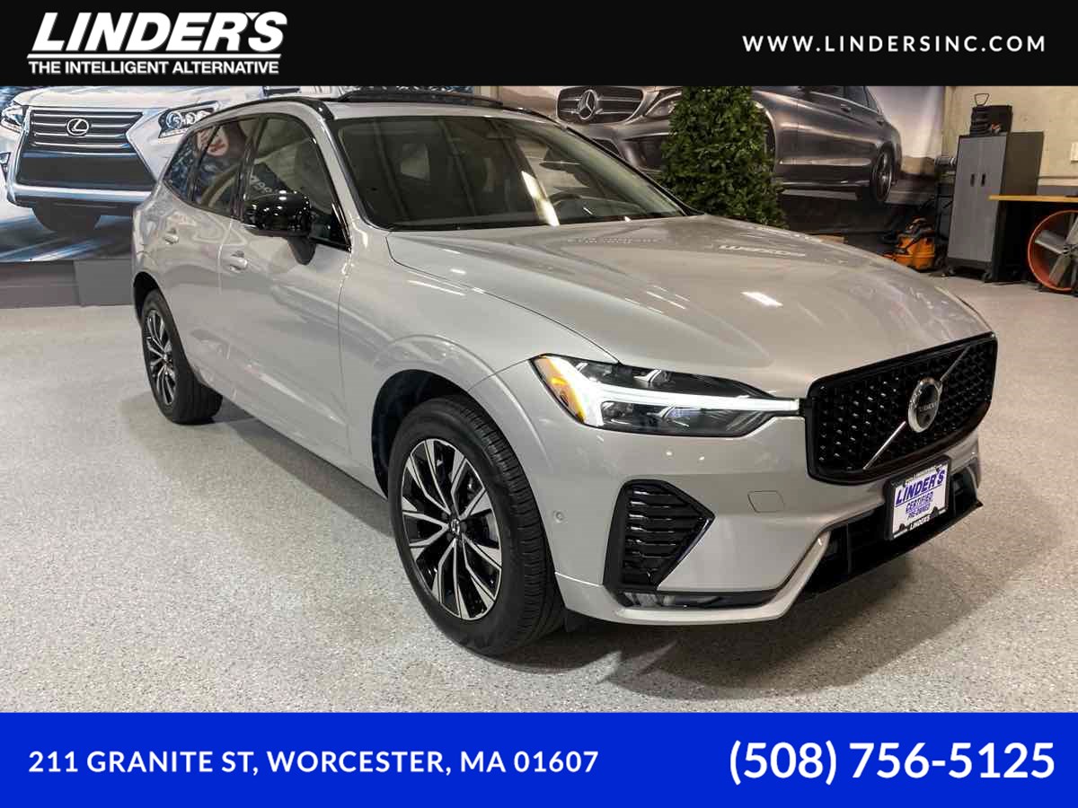 2025 Volvo XC60 Plus's photo