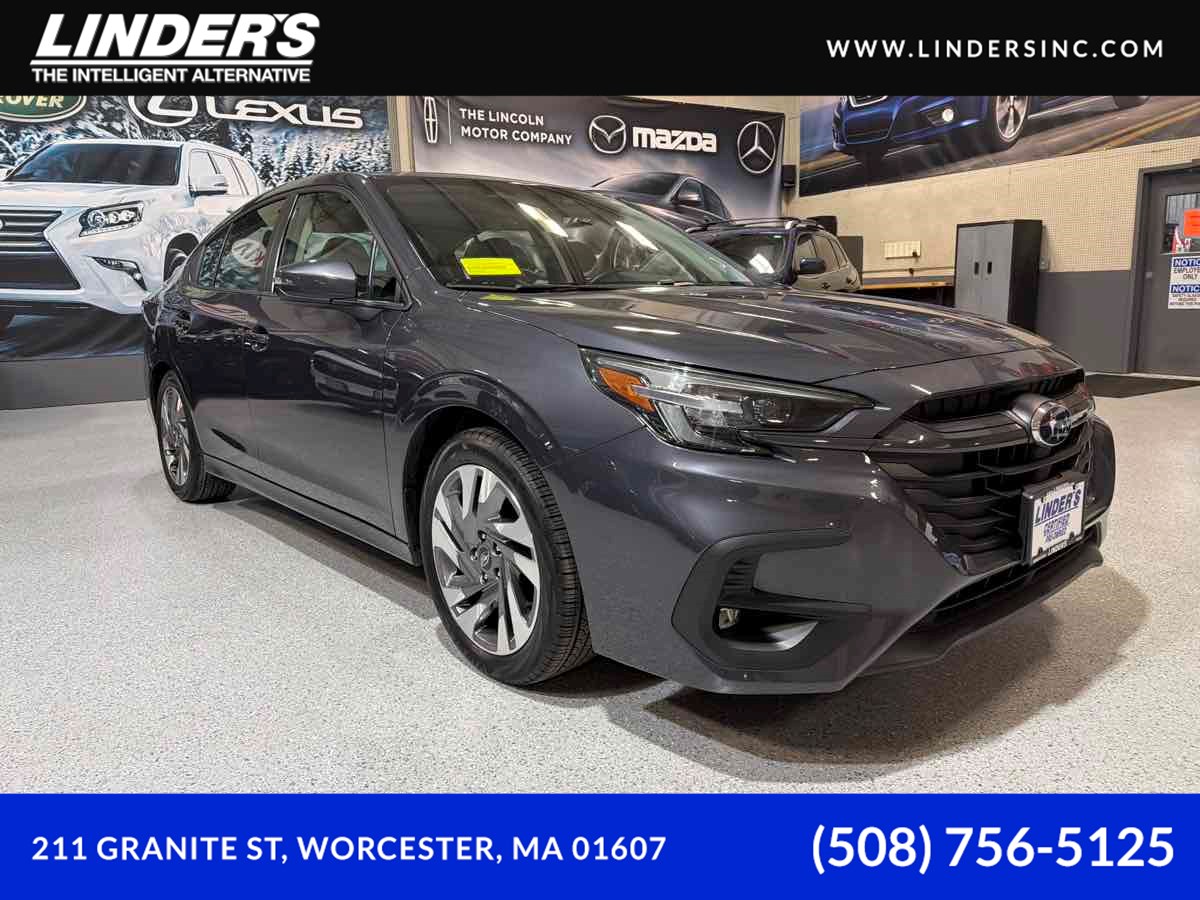 2023 Subaru Legacy Limited's photo