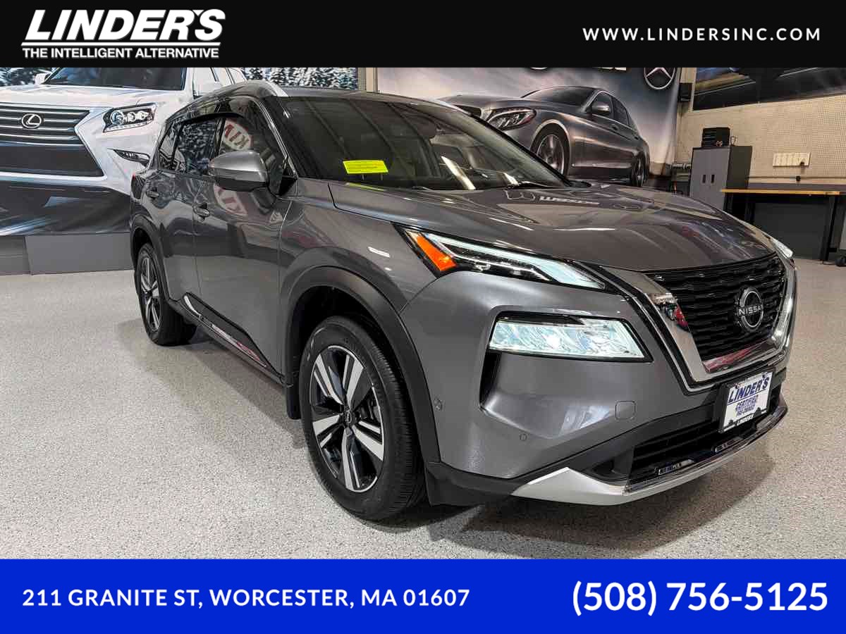 2023 Nissan Rogue Platinum's photo