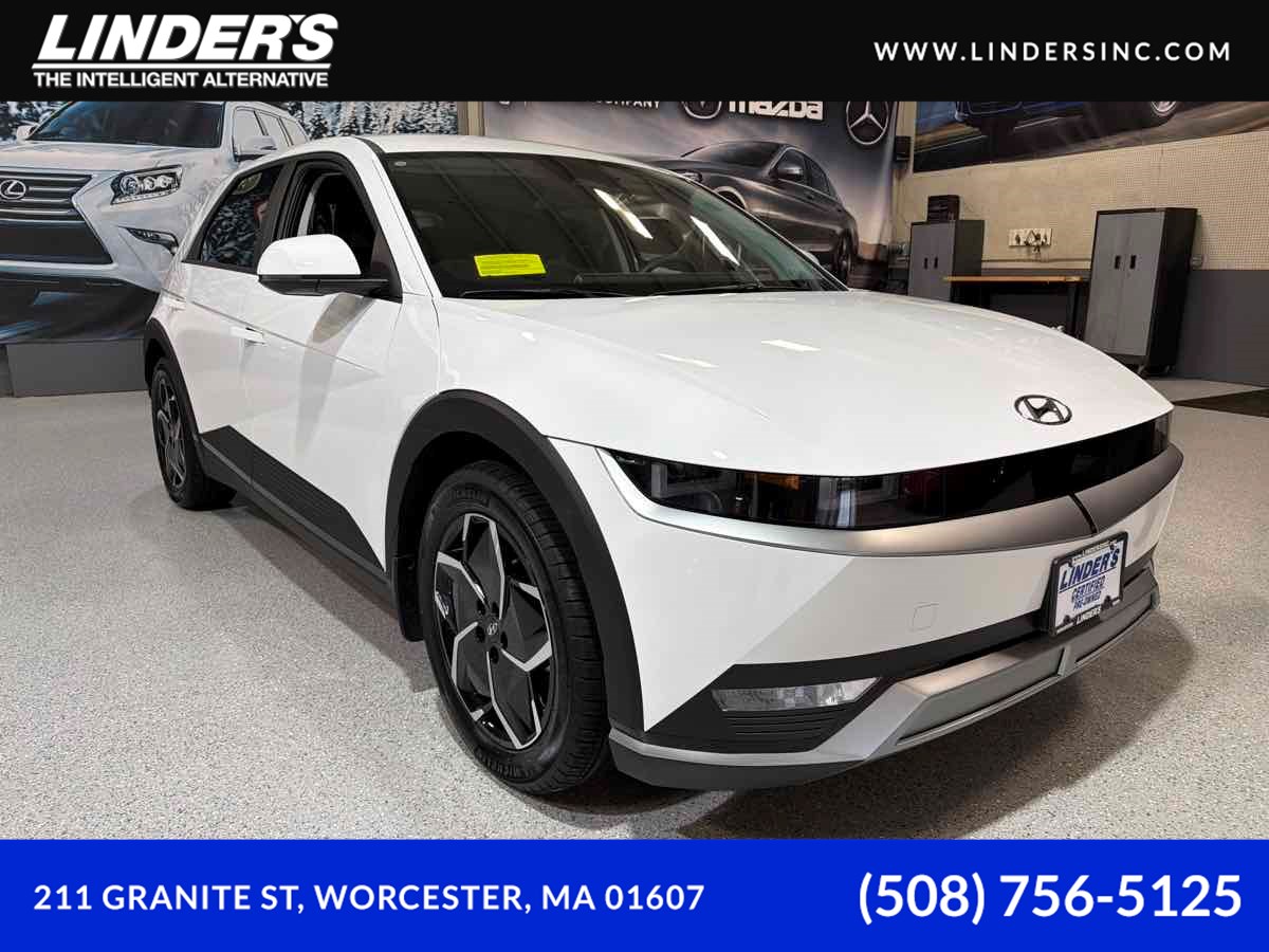 2023 Hyundai IONIQ 5 SE's photo