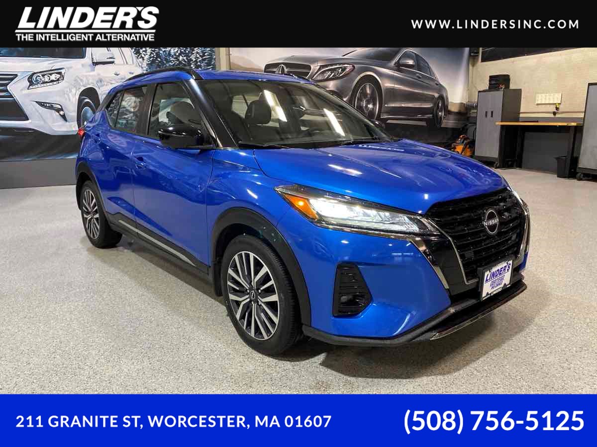 2023 Nissan Kicks SR