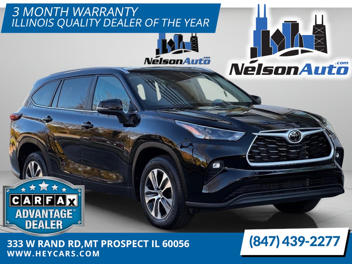 2024 Toyota Highlander LE's photo