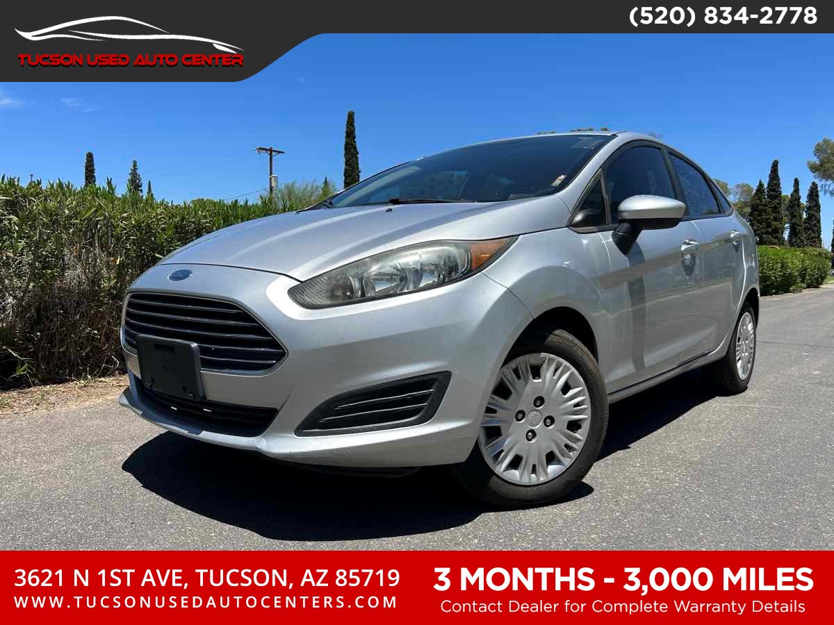 2017 Ford Fiesta S's photo