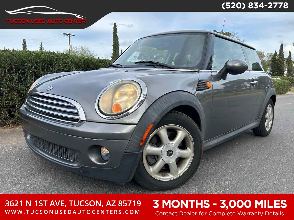 2010 MINI Cooper Base's photo