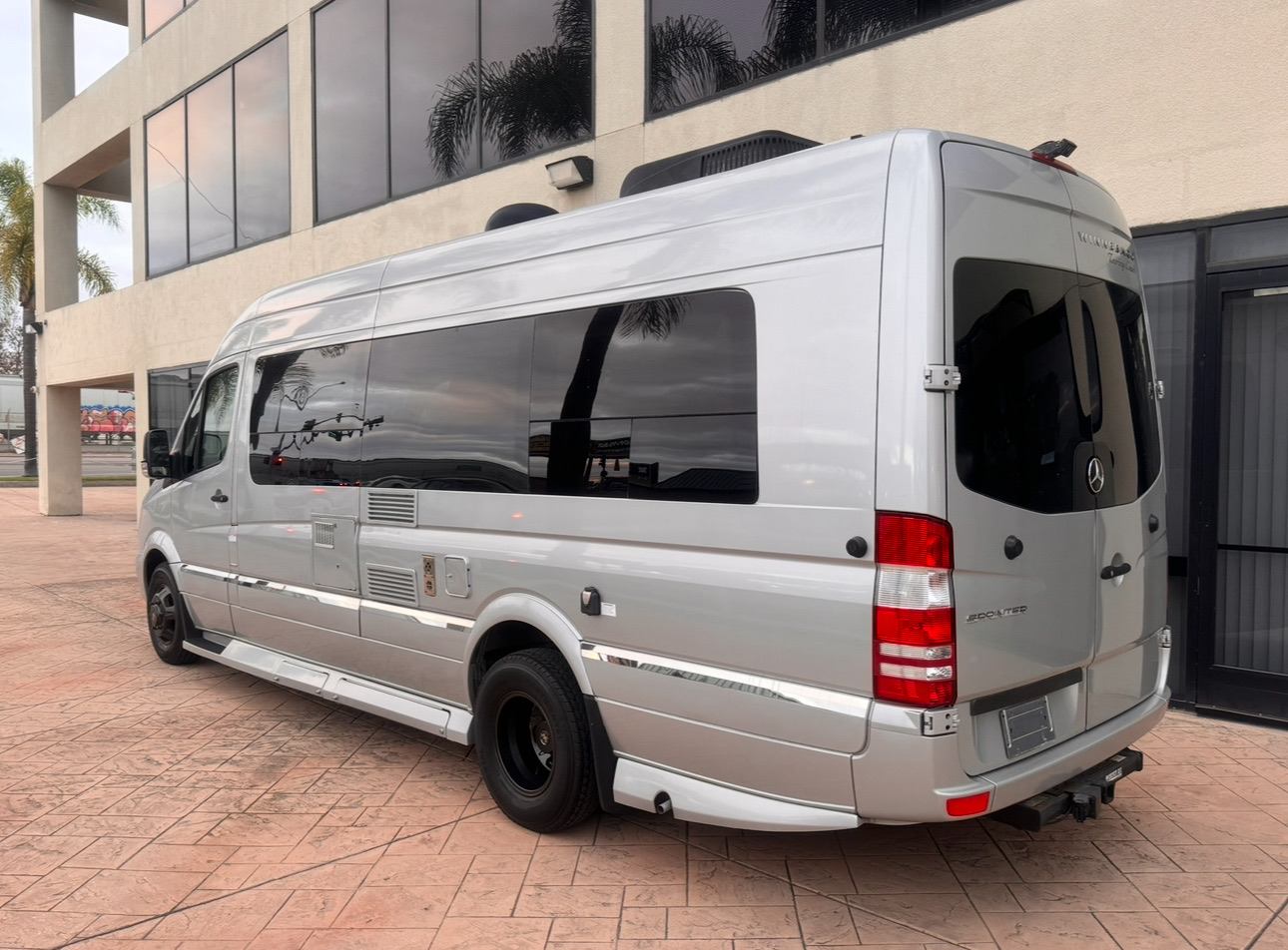 2015 Mercedes-Benz Sprinter Cab Chassis Base