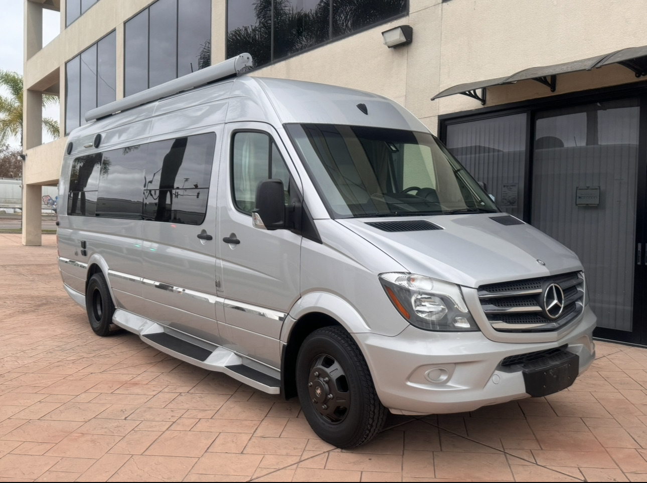 2015 Mercedes-Benz Sprinter Cab Chassis Base