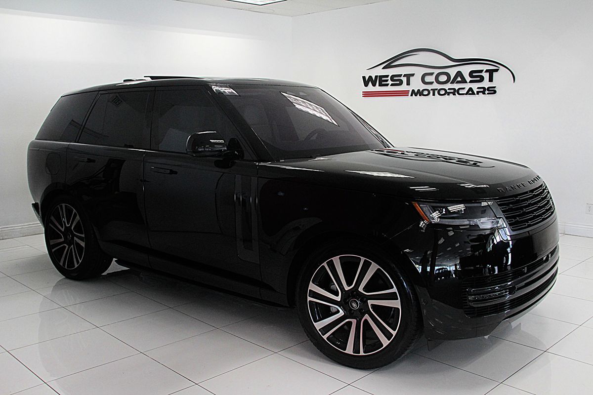 2023 Land Rover Range Rover 3.0 SE SWB's photo