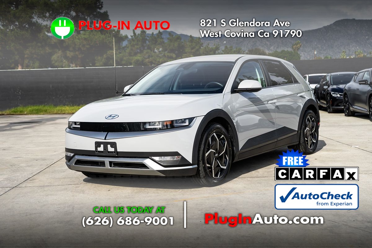 2024 Hyundai IONIQ 5 SE's photo