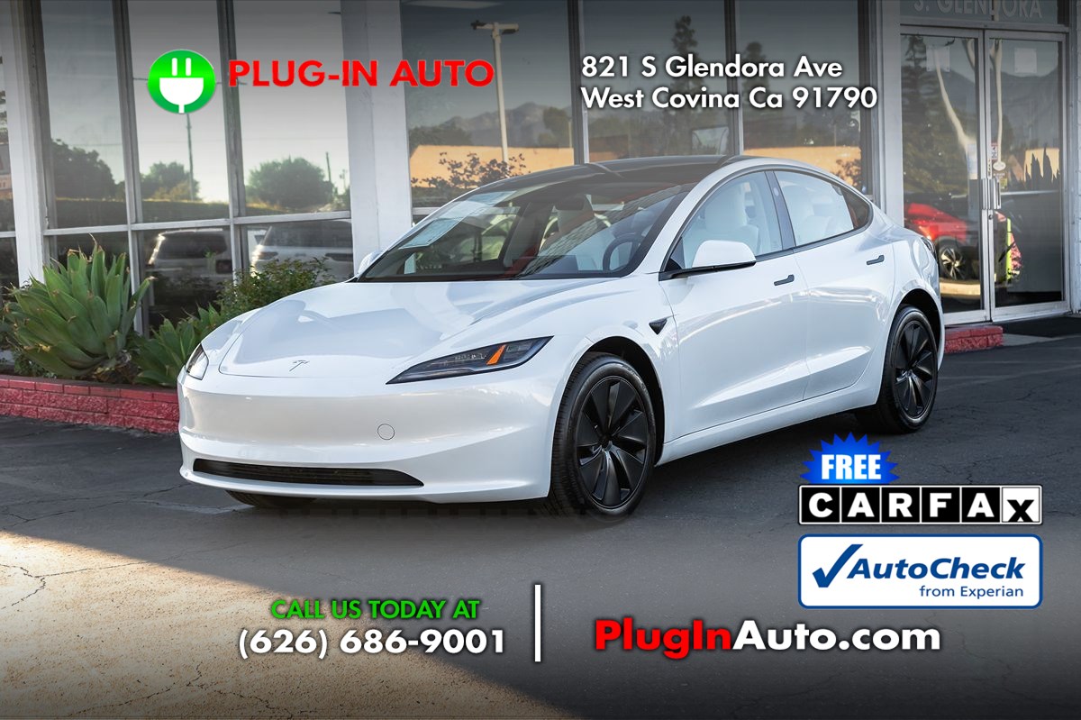 2025 Tesla Model 3 Performance's photo