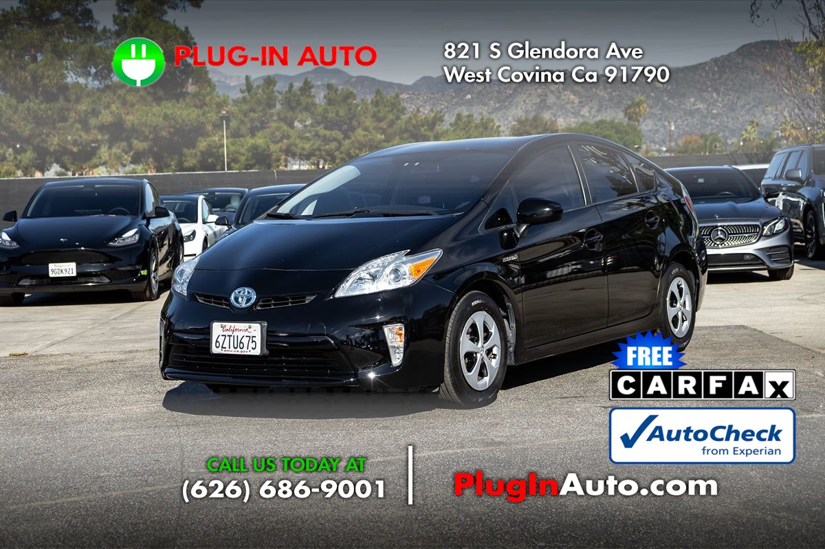 2013 Toyota Prius Two