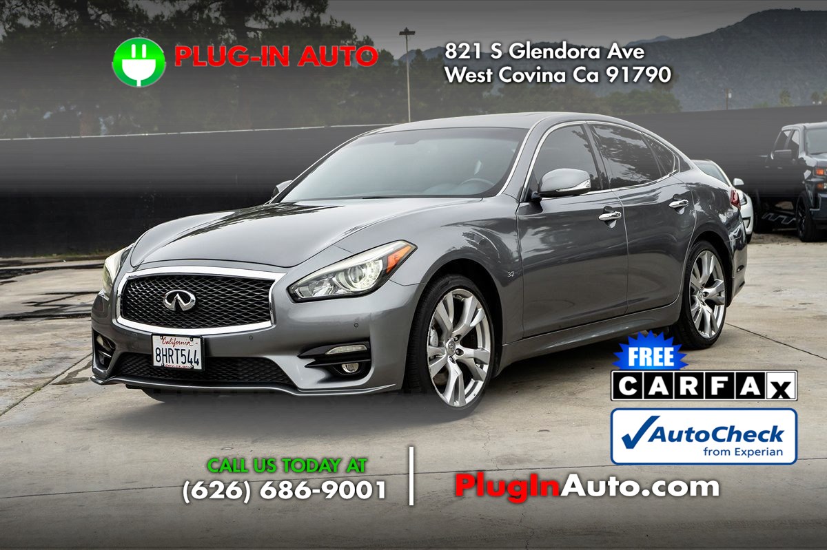 2015 INFINITI Q70 3.7's photo