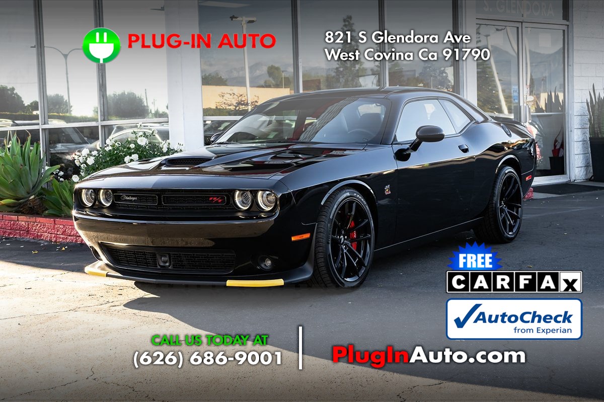 2022 Dodge Challenger R/T's photo