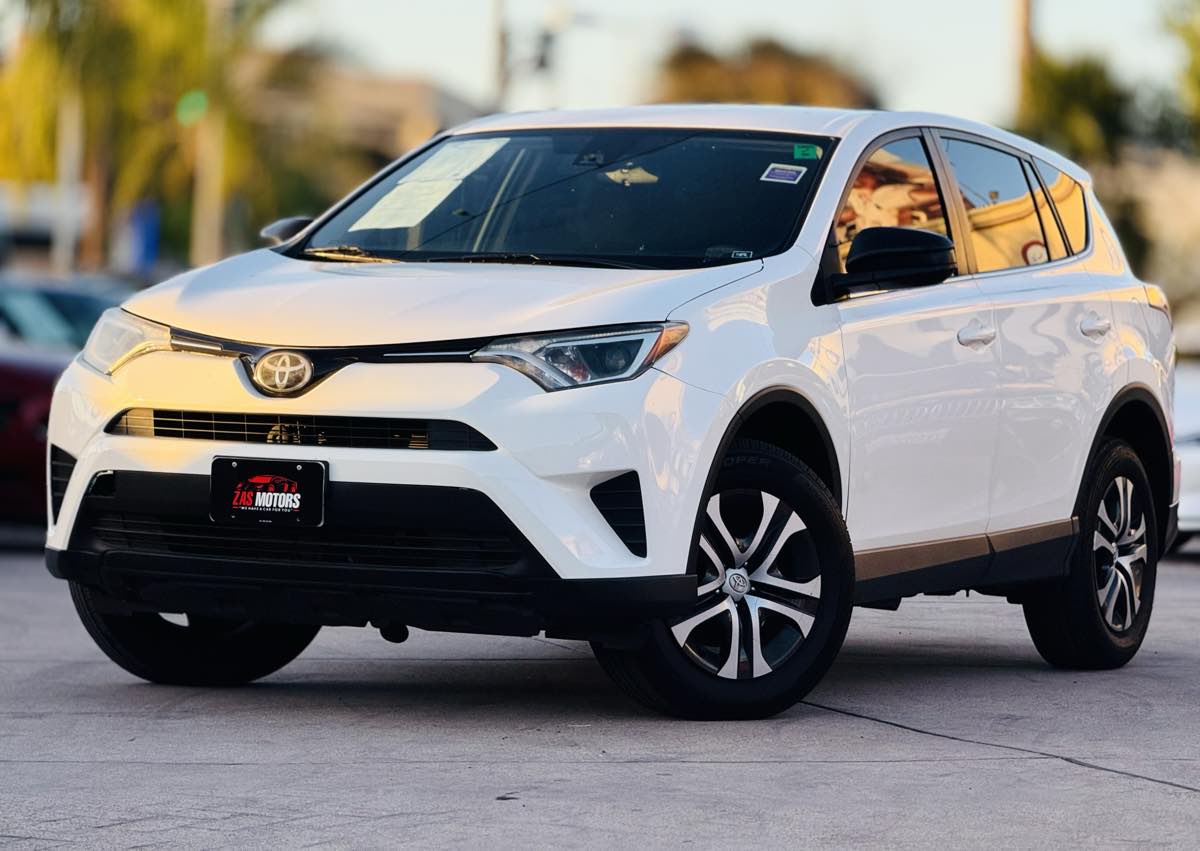2018 Toyota RAV4 LE