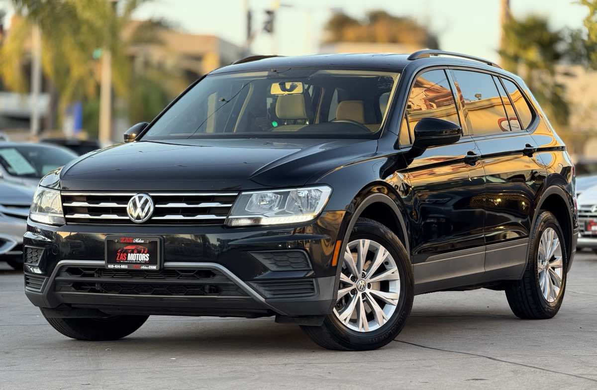 2019 Volkswagen Tiguan S's photo