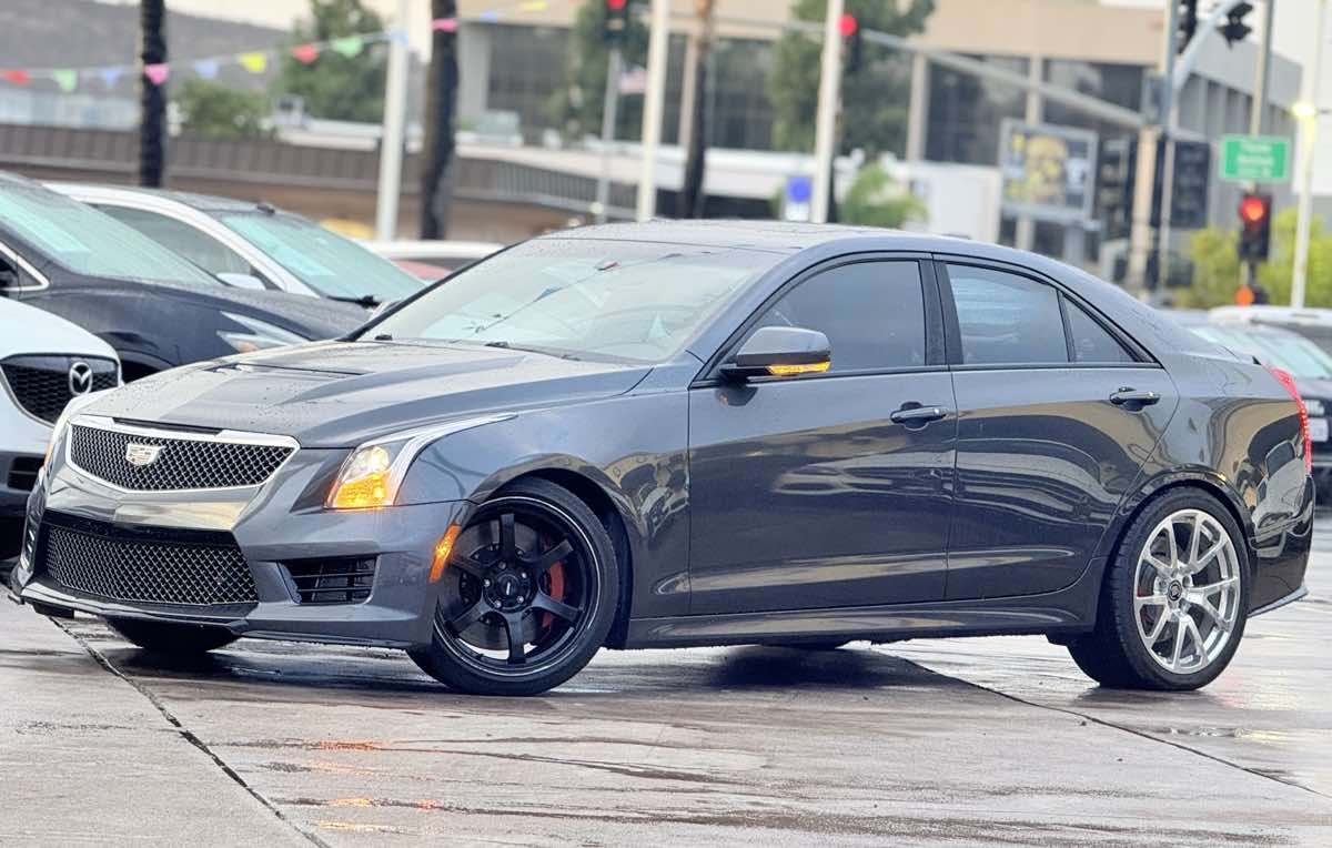 2016 Cadillac ATS-V Sedan V's photo