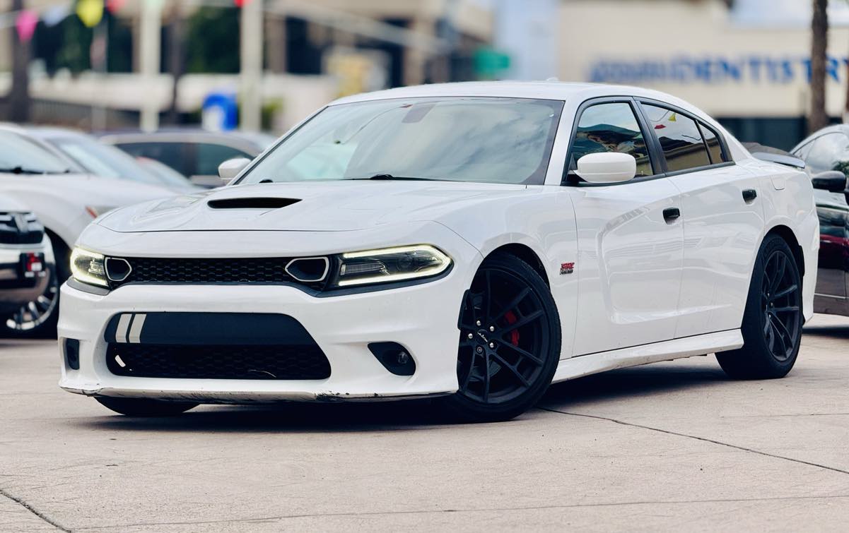 2021 Dodge Charger Scat Pack's photo