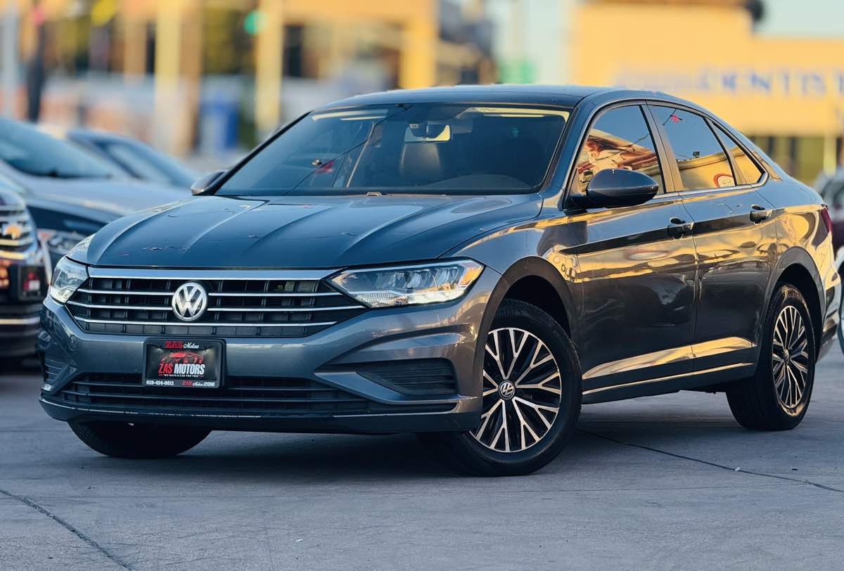 2020 Volkswagen Jetta SE's photo