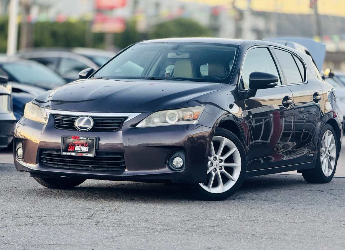 2013 Lexus CT Base