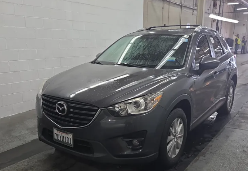 2016 Mazda CX-5 Touring's photo
