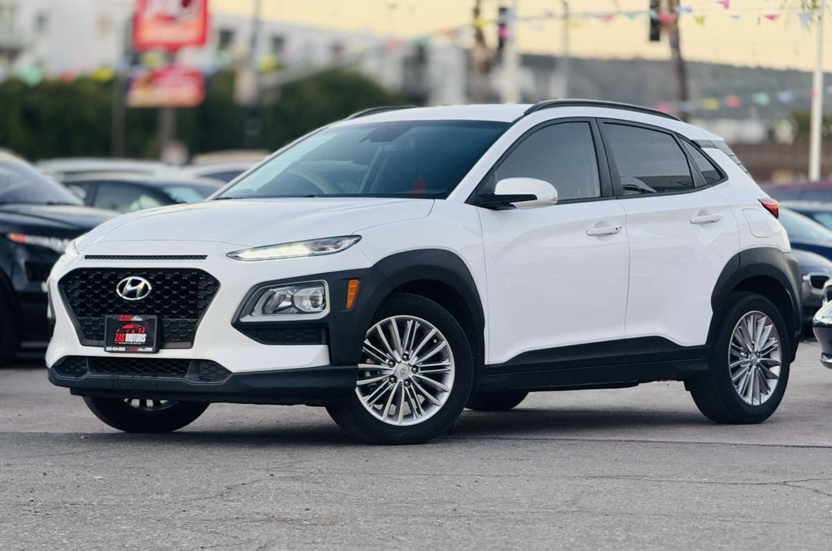 2021 Hyundai Kona SEL's photo