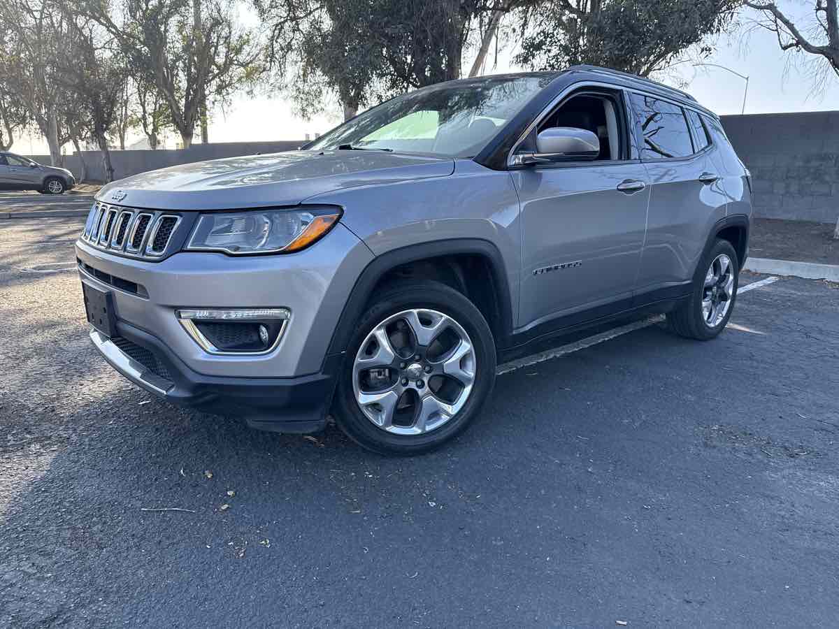 2019 Jeep Compass Limited's photo