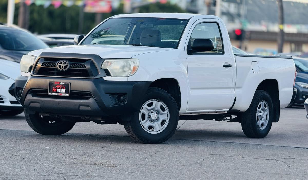 2013 Toyota Tacoma Base's photo
