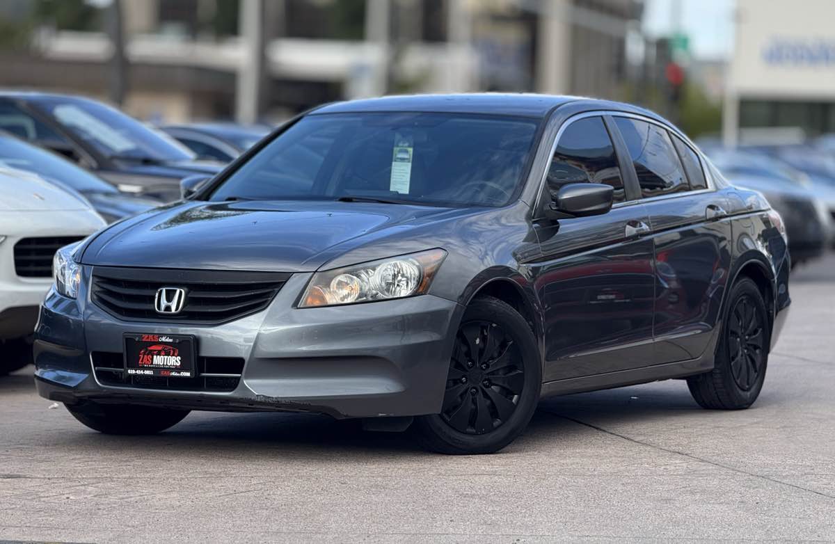 2012 Honda Accord LX's photo