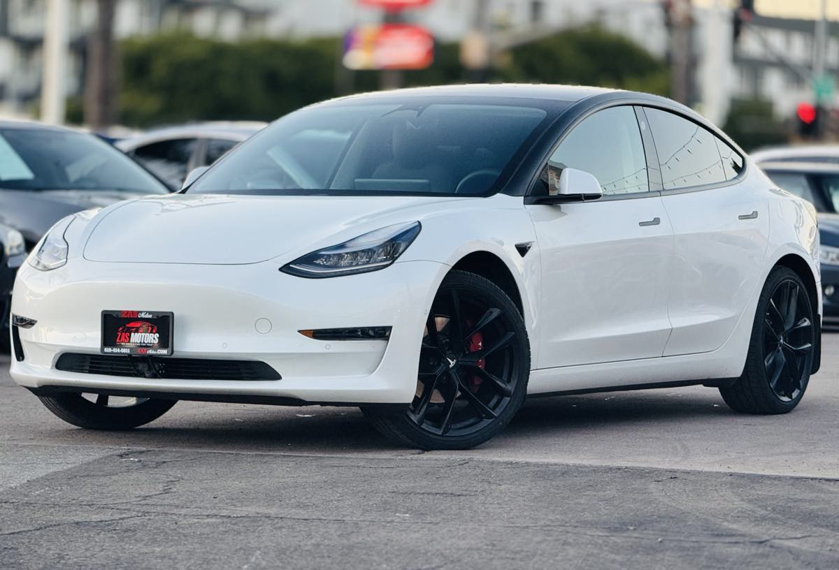 2019 Tesla Model 3 Base