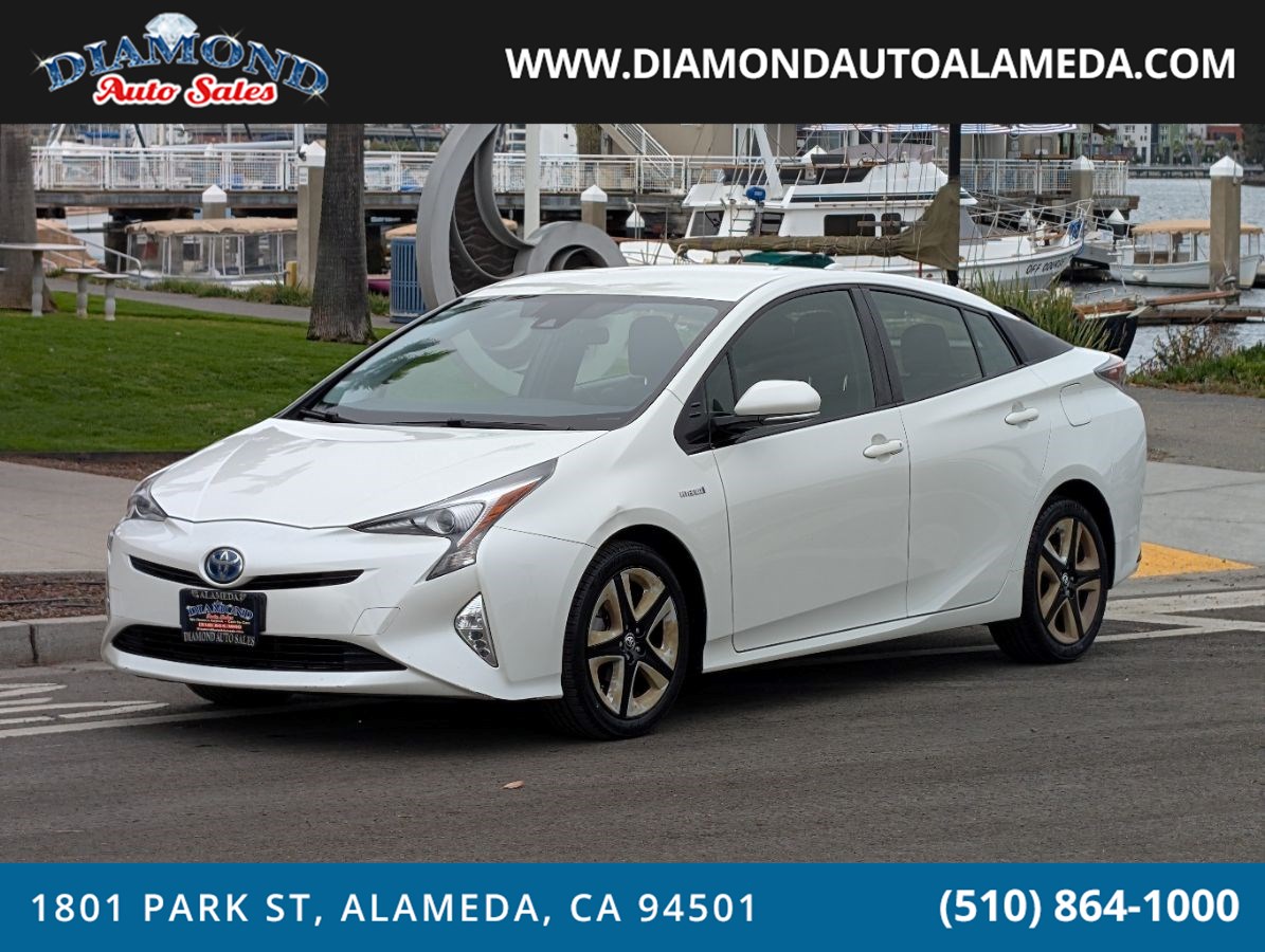 2016 Toyota Prius Three Touring