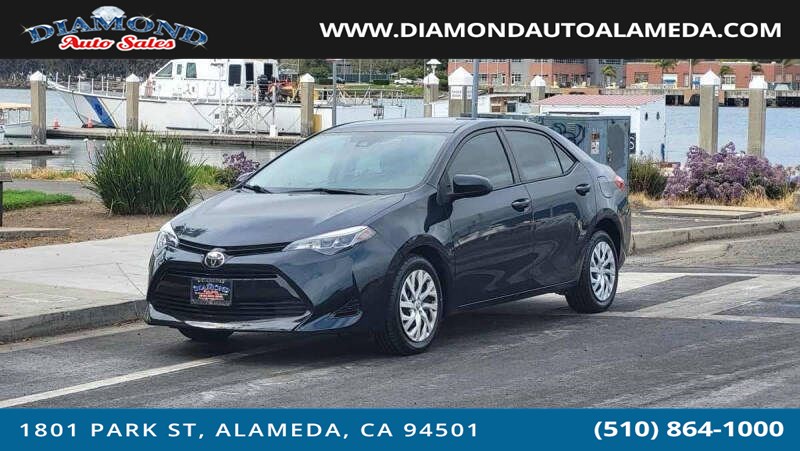 2018 Toyota Corolla LE's photo