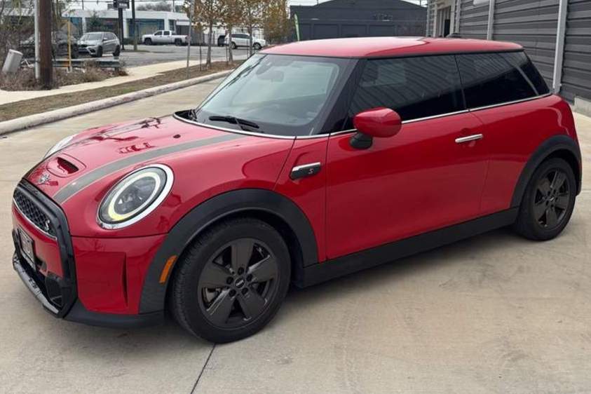 2022 MINI Hardtop 2 Door S's photo