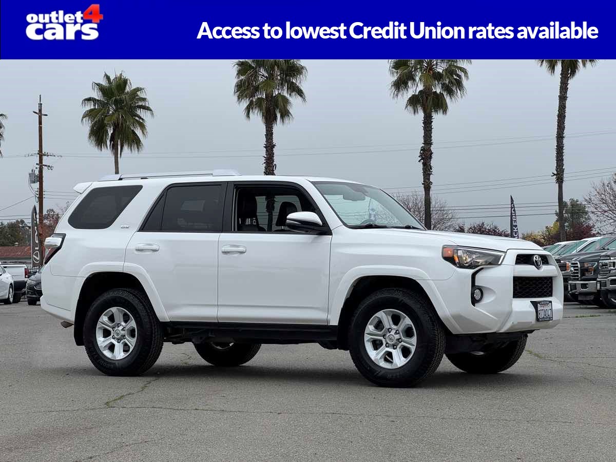 2017 Toyota 4Runner SR5 Premium's photo
