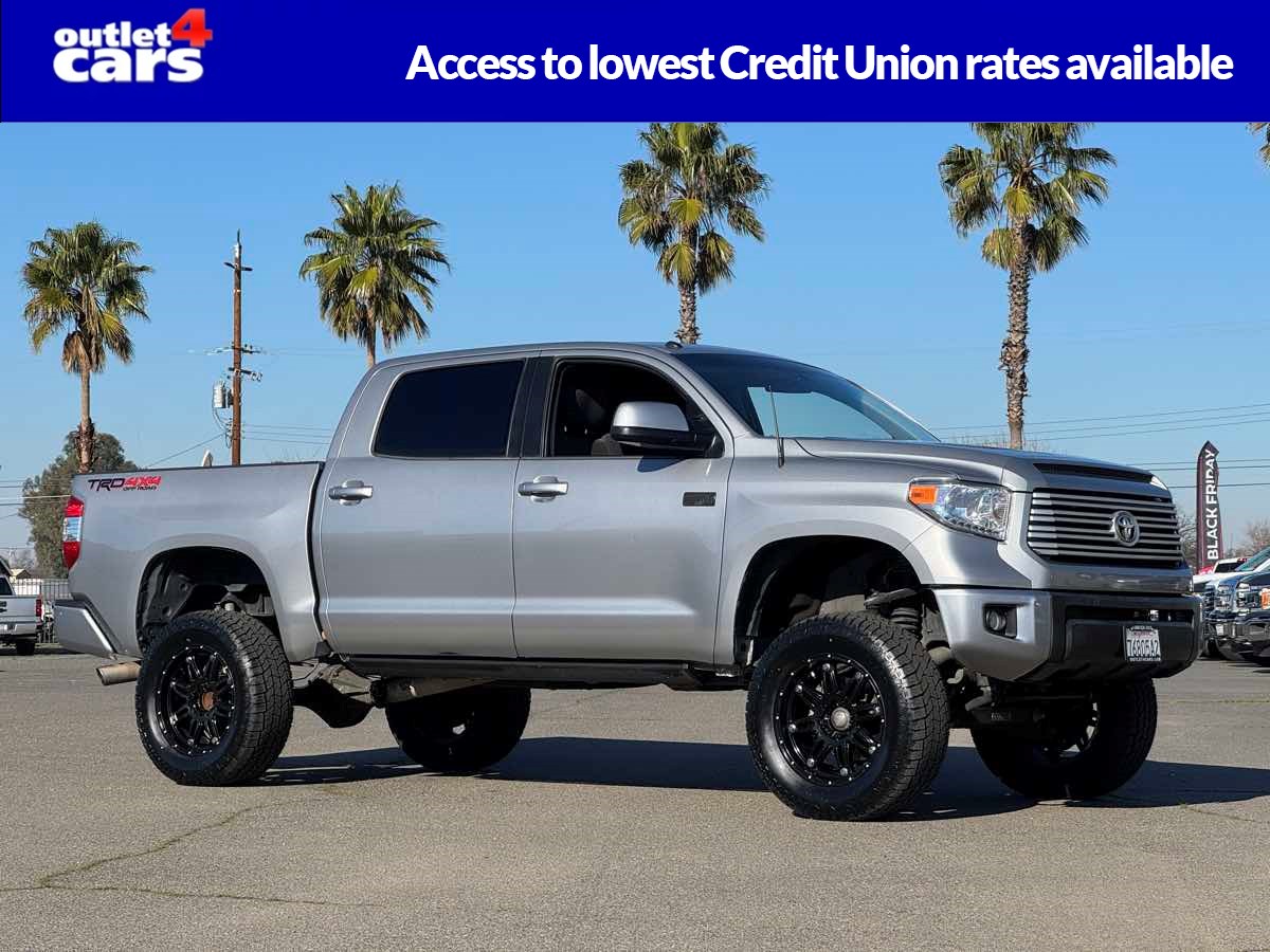 2016 Toyota Tundra SR5's photo