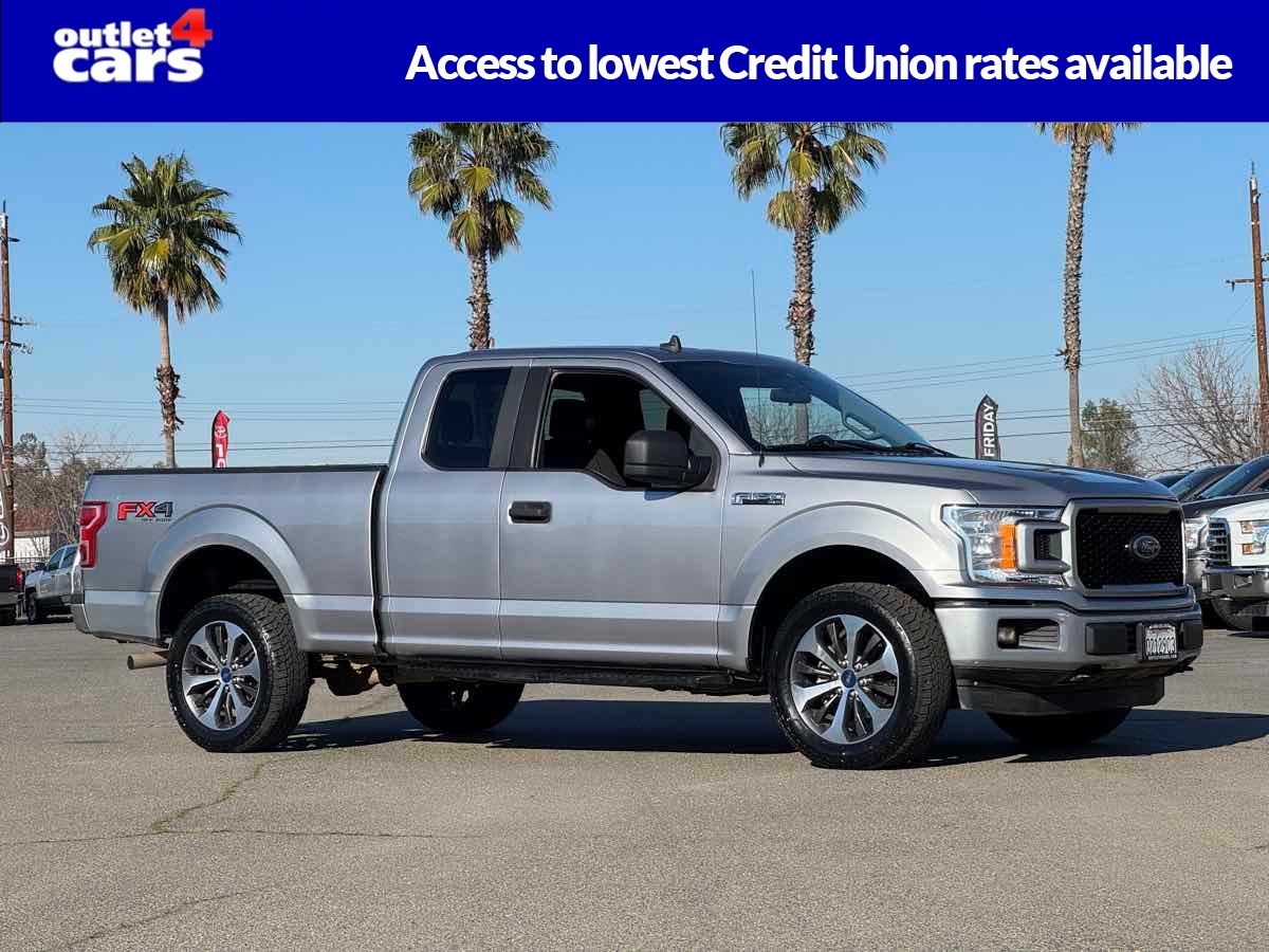 2020 Ford F-150 XL's photo