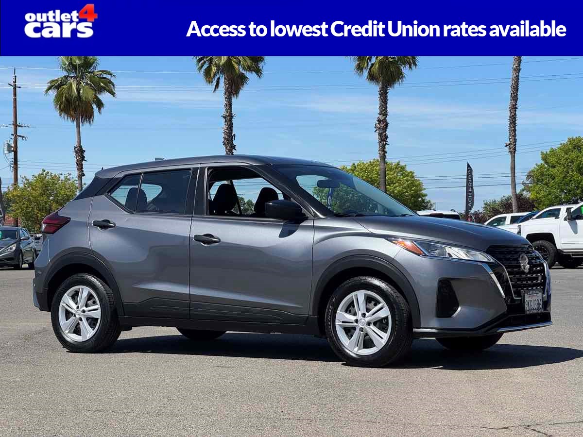 2021 Nissan Kicks S