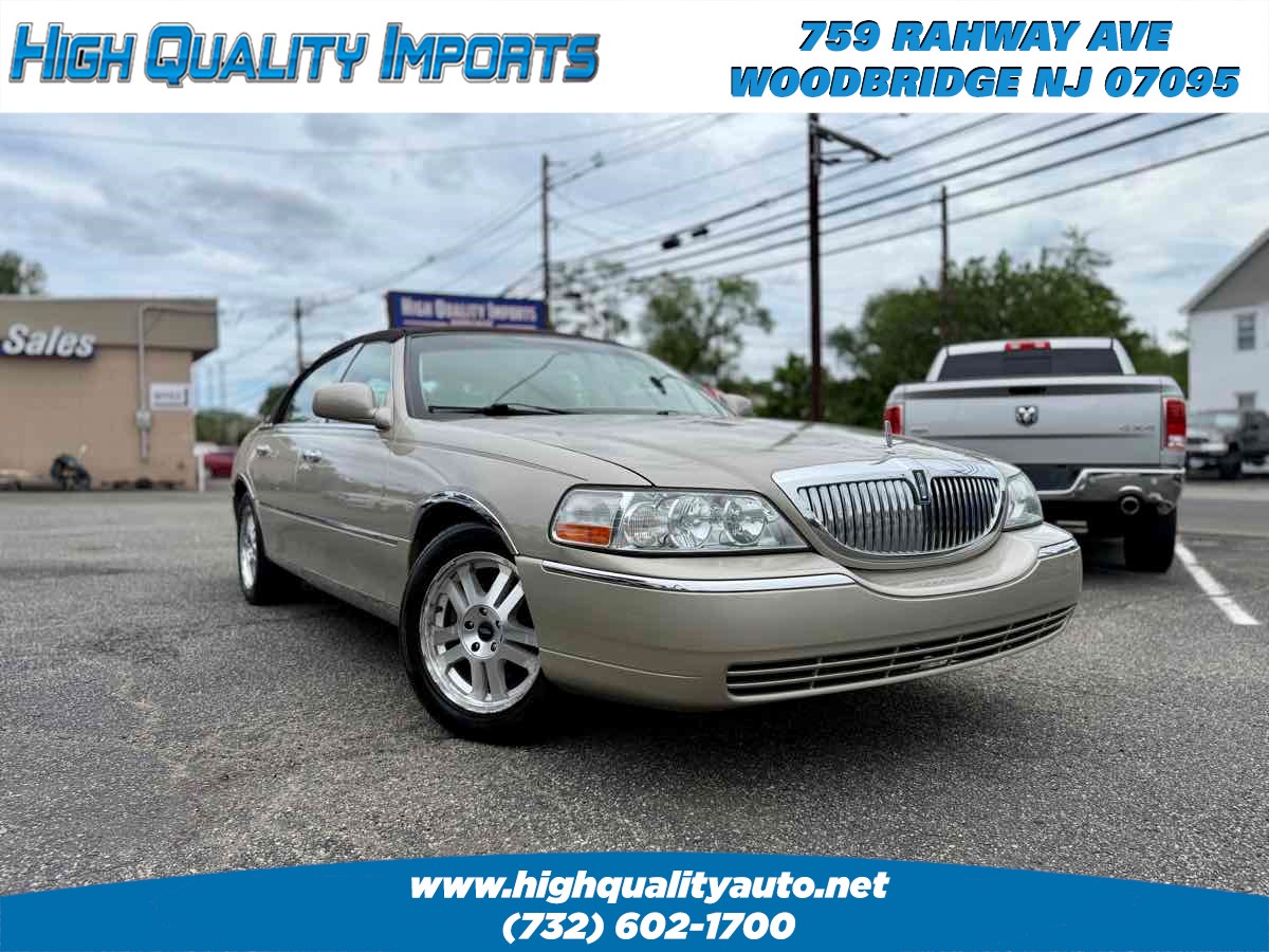 2008 Lincoln Town Car Signature Limited's photo