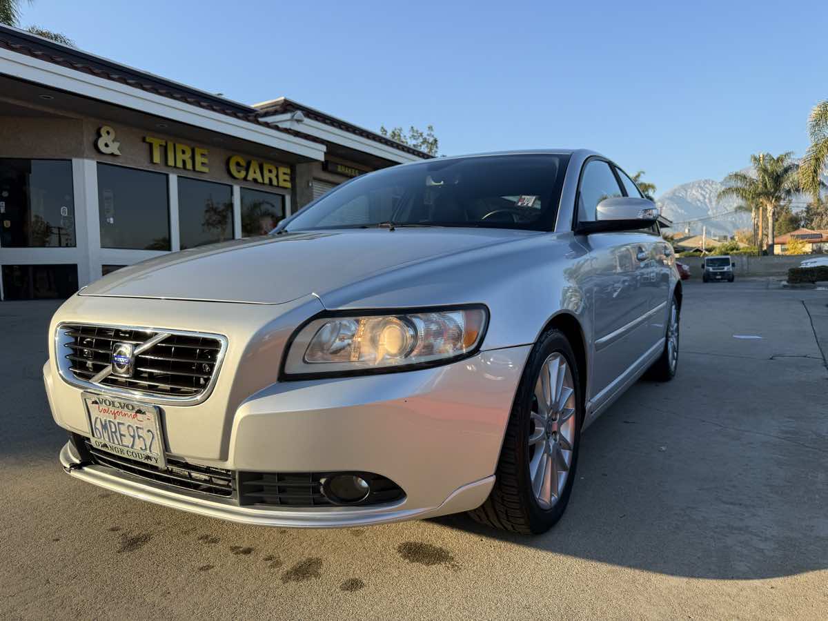 2010 Volvo S40 2.4i
