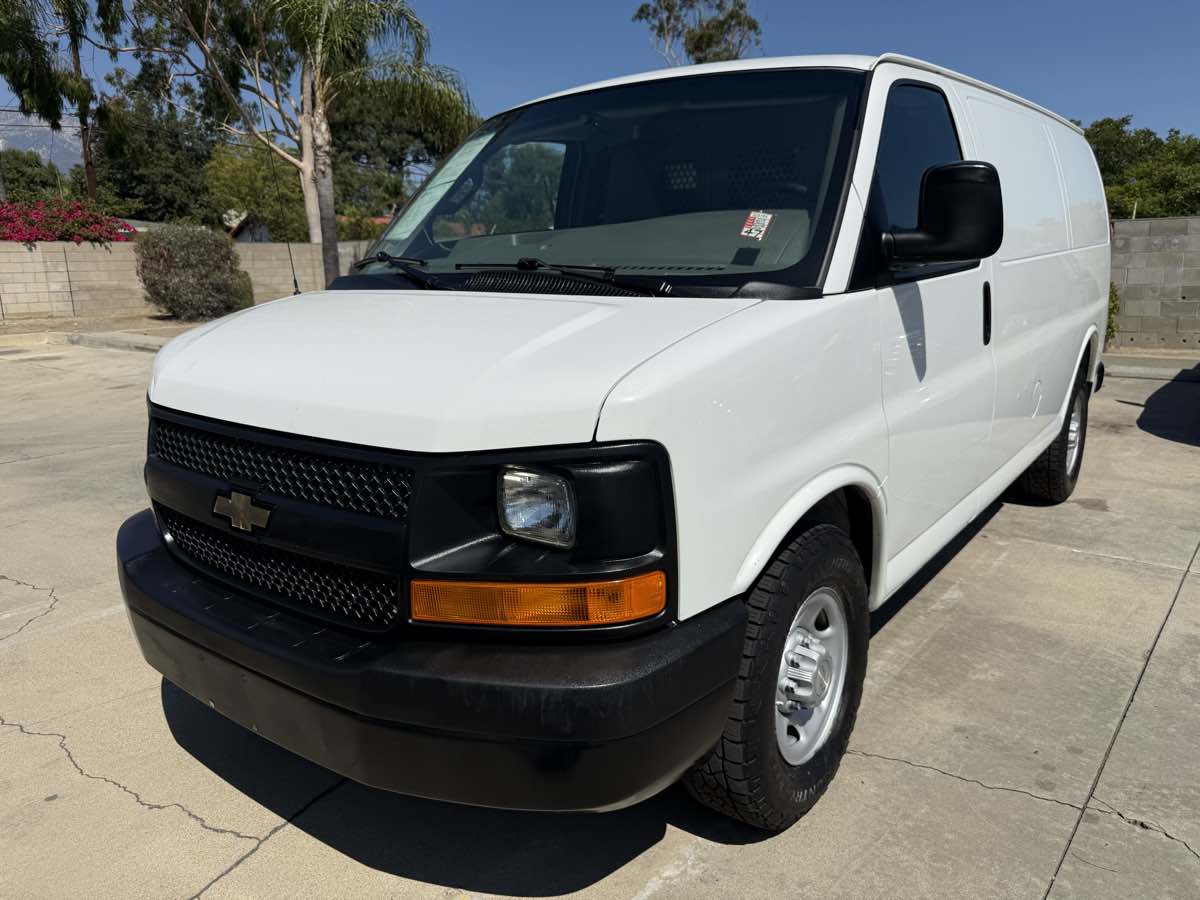 2017 Chevrolet Express Cargo Work Van's photo