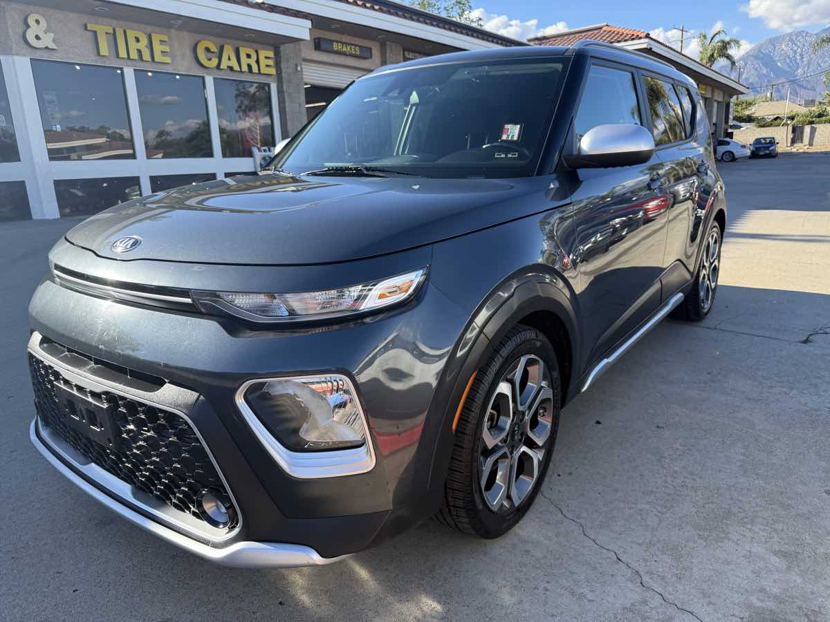 2021 Kia Soul X-Line's photo