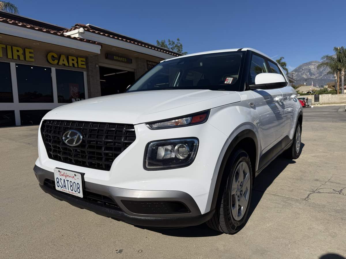 2020 Hyundai Venue SE